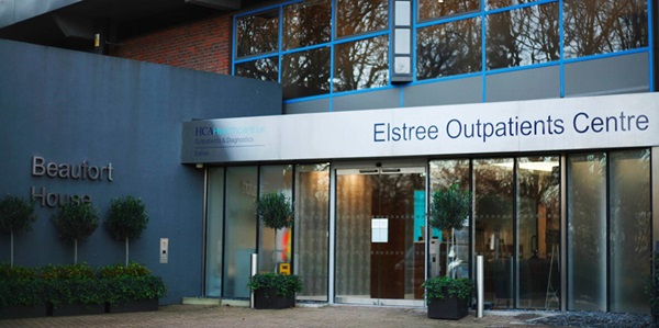 Main entrance - Elstree Waterfront