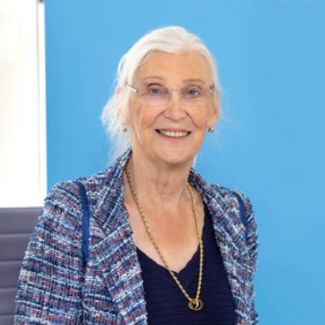 Miss Sarah Muirhead-Allwood Hip Consultant